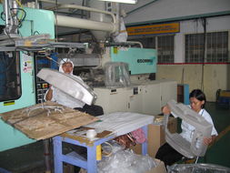 房秋晨公參參觀印尼TCL工廠，助力家電維修服務提升